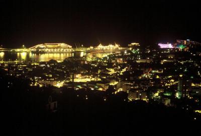 Ile de Madre - La baie de Funchal de nuit