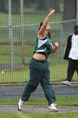 u16/derrel/medium/42131727.DSC_2251_WHS_discus.jpg