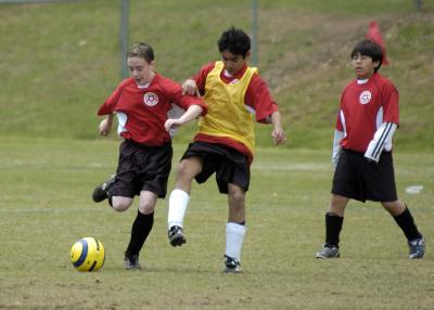 GiantsSoccer042305_100.jpg