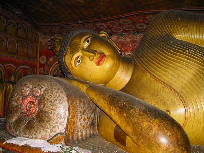 dambulla reclining buddha