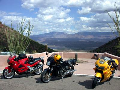 Roosevelt Lake in the background