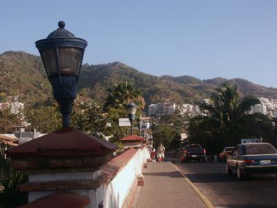 Bridge over the market.jpg