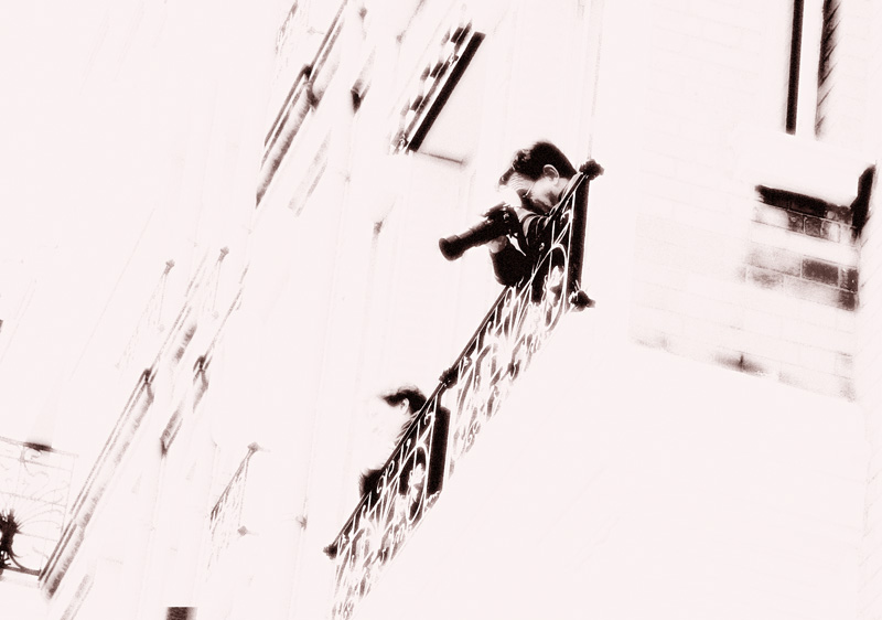 14/04/05 - Paparazzi