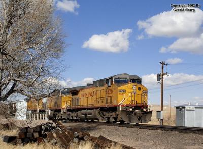 UP 6626 South At Carr, CO