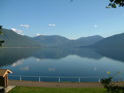 Arrow Lake from the Leland
