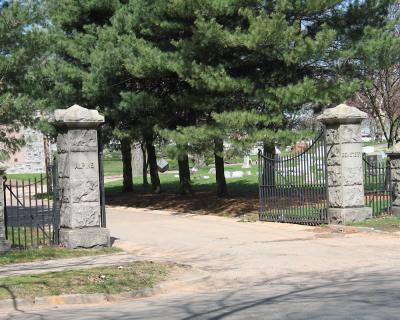 Alpine Cemetery gates
