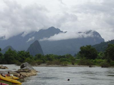 Vang Vieng - kayaking