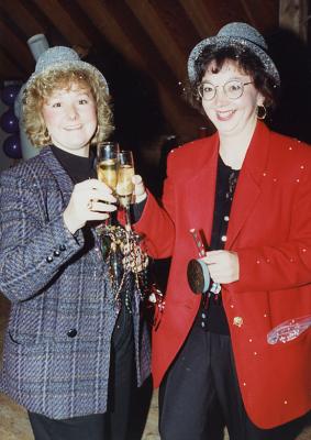 u16/keith_johnson/medium/5207155.SueBreanandBetsyR.jpg