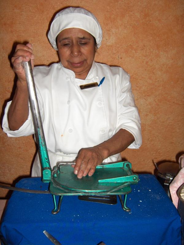 Tuesday 12 april :una tortillita Seor?