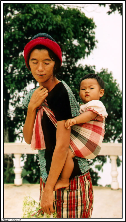 Women with child / Chiang Rai