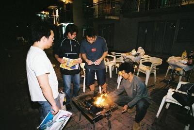 u16/lk32/medium/11248417.20021231LantauIsland009.jpg