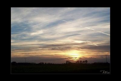 u16/lookheretitia/medium/39055340.0sunsetsky002.jpg