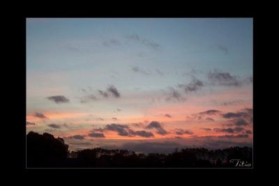 u16/lookheretitia/medium/39055341.0sunsetsky003.jpg