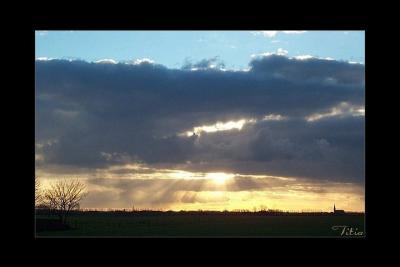 u16/lookheretitia/medium/39055350.0sunsetsky009.jpg