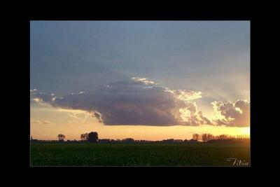 u16/lookheretitia/medium/39055352.0sunsetsky010.jpg