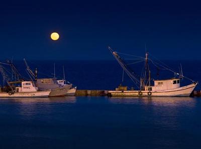 Moonrise Over Fishing Boats 5102