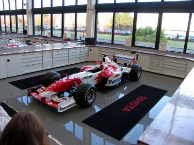 F1 car 1.jpg
