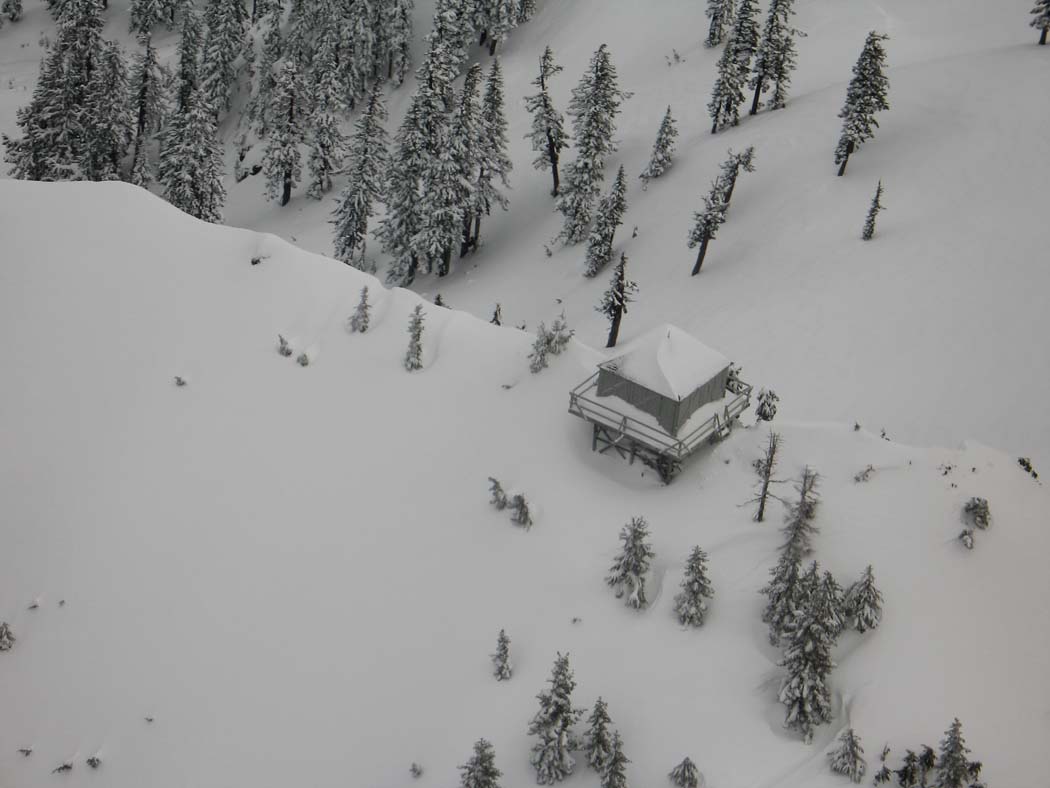 Park Butte Lookout <br>(ParkButte041205-11adj.jpg)