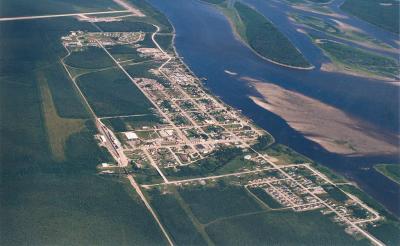 1988 view of Moosonee from the south
