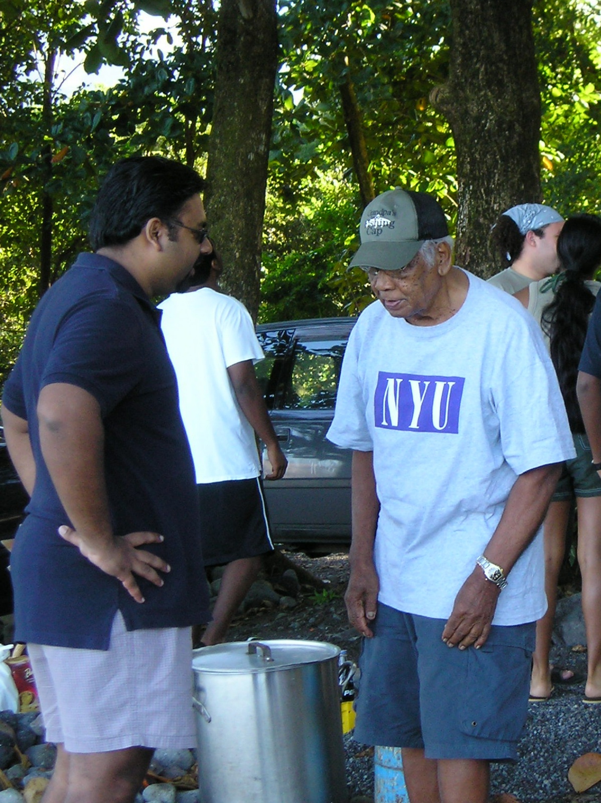 Gramps rockin NYU gear