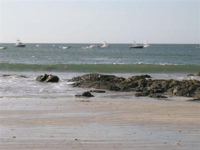 Tamarindo is one of the most popular destinations on the peninsula and it is well served by accommodations, restaurants, and equipment-rental outlets.