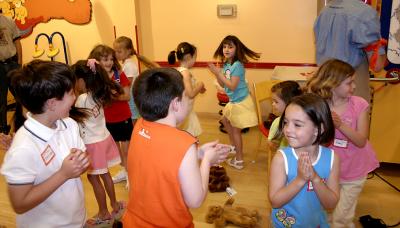 u16/rimcon/medium/42194321.Dance.jpg