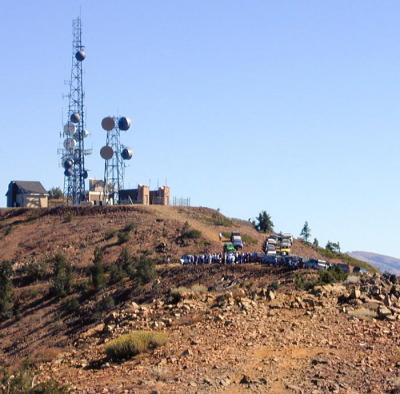 Here's our SUV group at the summit. The site used to be used for long distance microwave communications, but now that fiber optic technology is prevalent in that field, the antennae are used mostly by cell phone companies.