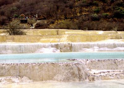 colorful water in Huanglong 6