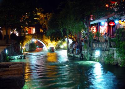 lijiang night scene 3