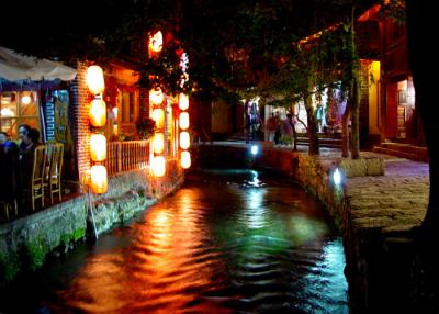 lijiang night scene 7