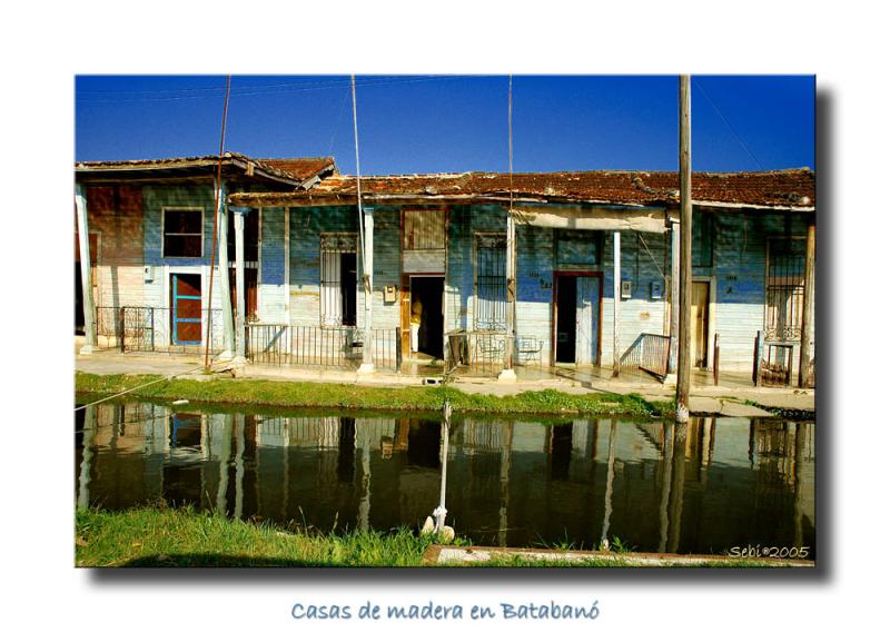 Casas de madera en Bataban