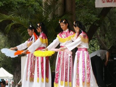 Traditional Vietnamese dance