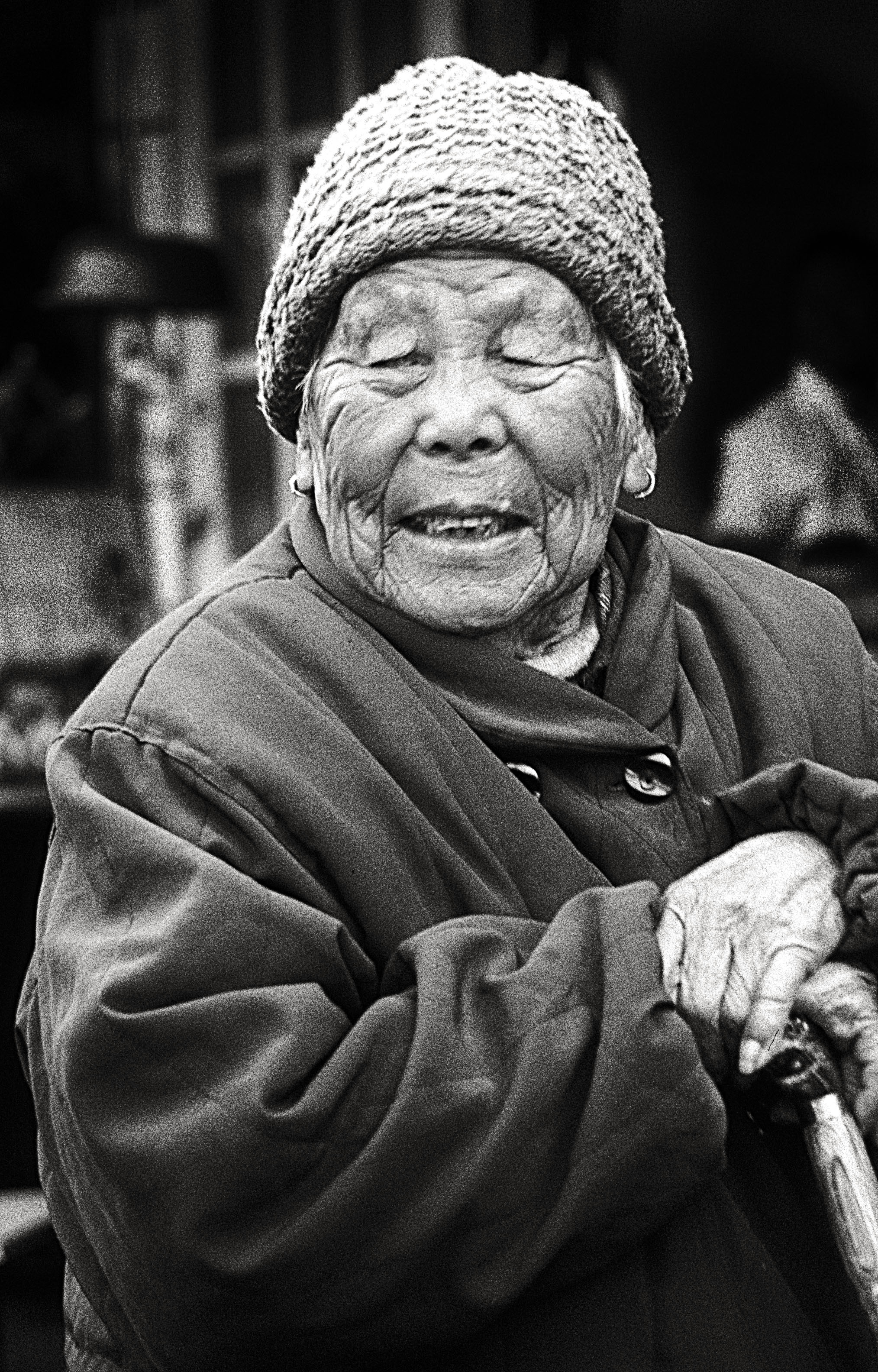 Oldlady, Off Dongjiadu, Shanghai 2004