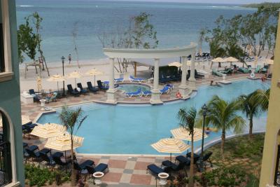 Dutch Village Pool