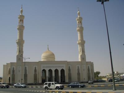 The mosque by the roundabout in Dhaid