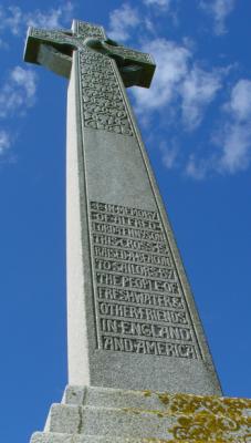 Memorial to Tennysonby David Barker