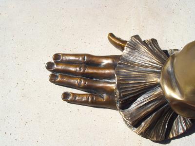 Hand of a statue by ZoomBoy