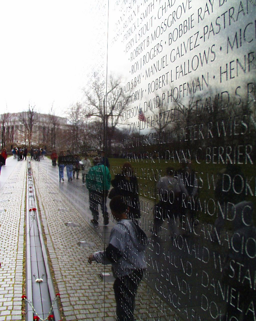<b>Fourth Place</b></br> <B>The Wall</b></br><font size=1> By Dave McMillan</font>