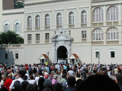 Palace - Monaco (changing of guards)