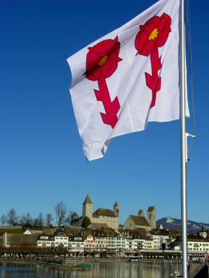 Rapperswil: flag and castle
