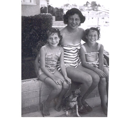 Balboa, California, my aunt, granny and mom and Teeny!