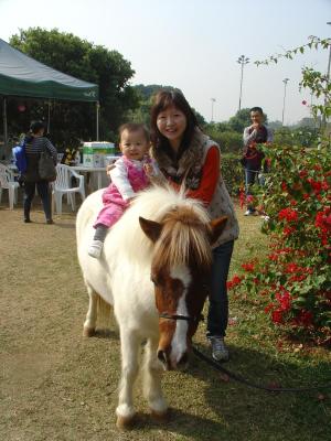 Yan Ki's First Horse Riding