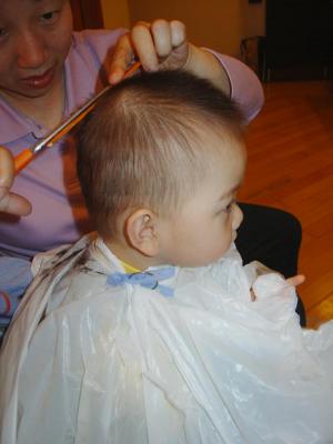 Hair Cut (17-4-2005)