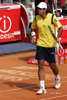 u16/webman06/medium/42119762.OpenTennis3Gonzales2.jpg