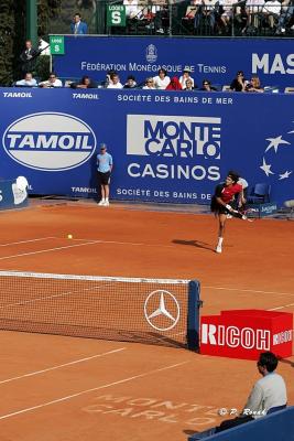 u16/webman06/medium/42119766.OpenTennis3capasse.jpg