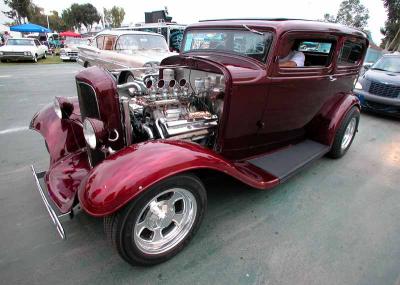 1932 Ford with a Hemi  - Cruisin for a Cure 2002