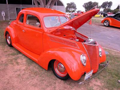 1937 Ford  - Cruisin' for a Cure 2002