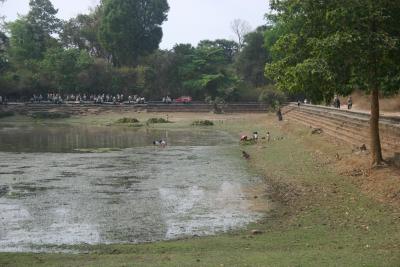Sras Srang