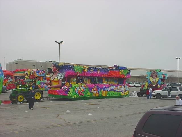 CaesarFloatsLineUp.jpg