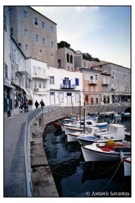 Hydra Island